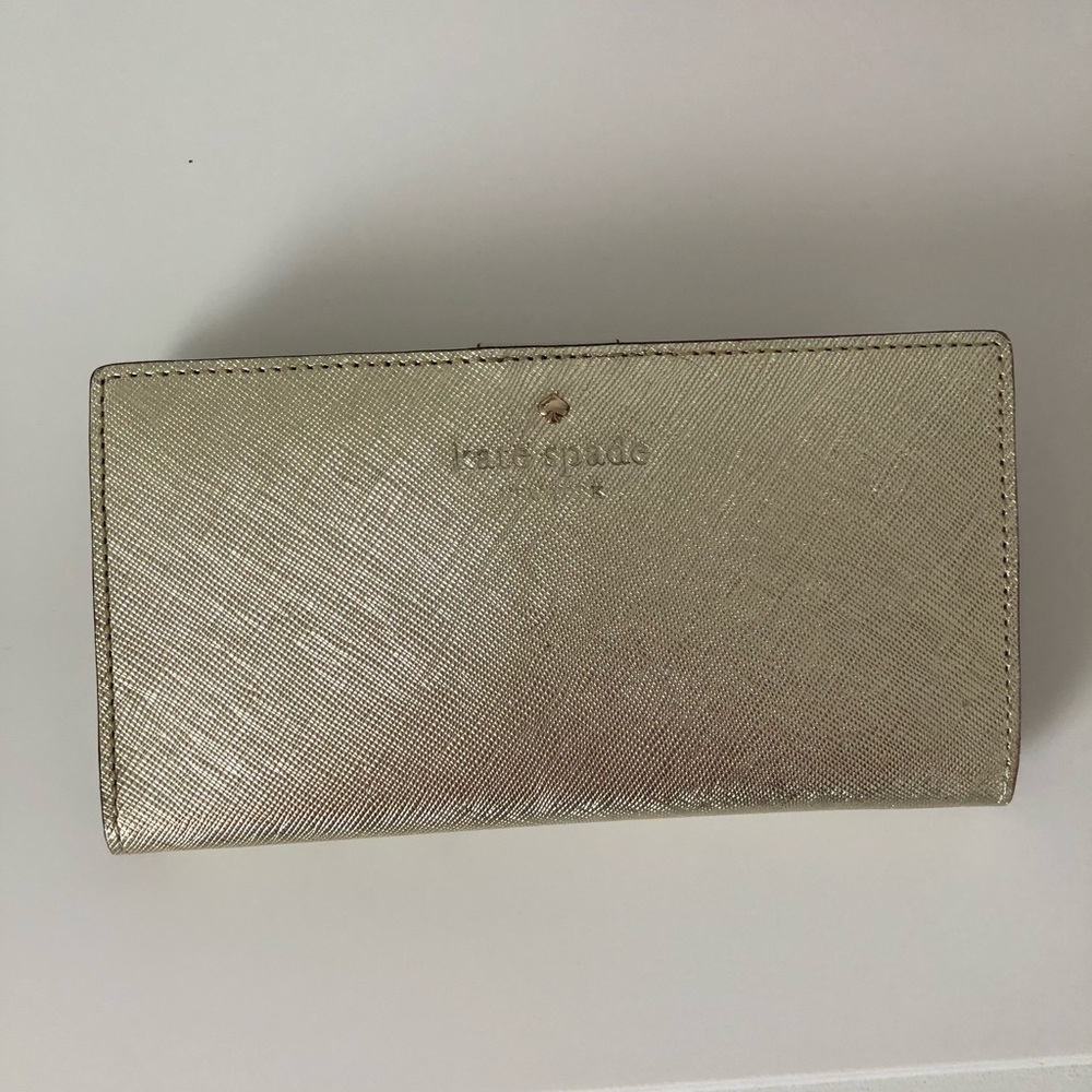 Kate spade wallet ♠️